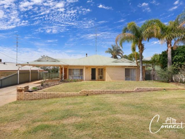 Spacious Family Home in a Sought After Northam Location
