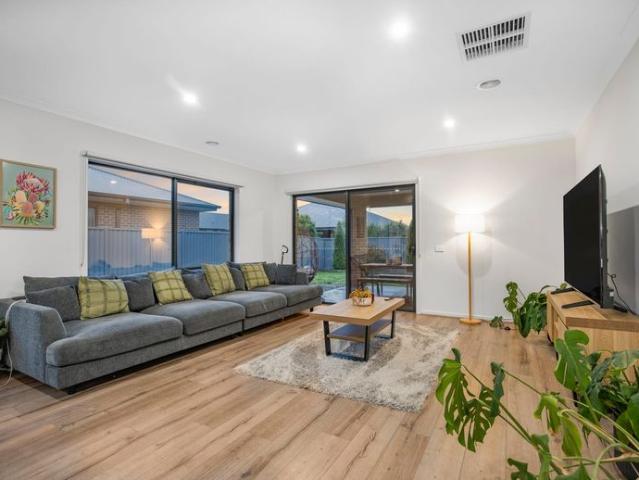 SPACIOUS FAMILY HOME IN ALFREDTON GROVE