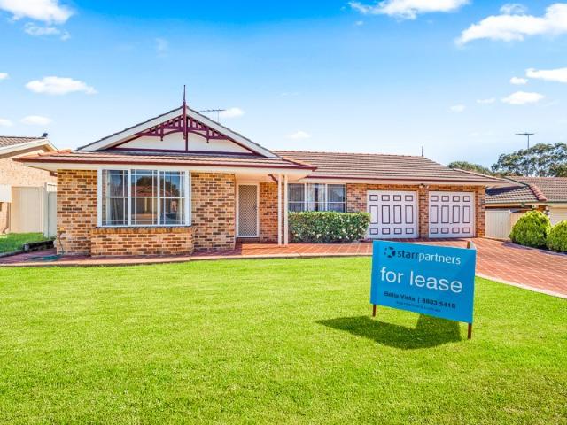 Spacious Family Home in an Ultra Convenient Glenwood Location