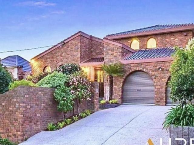 Spacious Family Home in Balwyn High School Zone