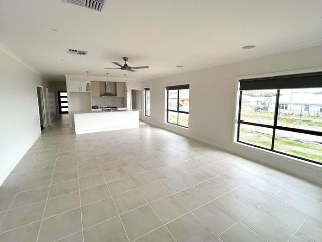 Spacious Family Home in Baranduda Location!