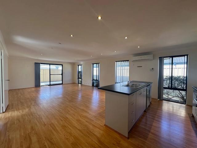 Spacious Family Home in Bertram – Ready to Move In!