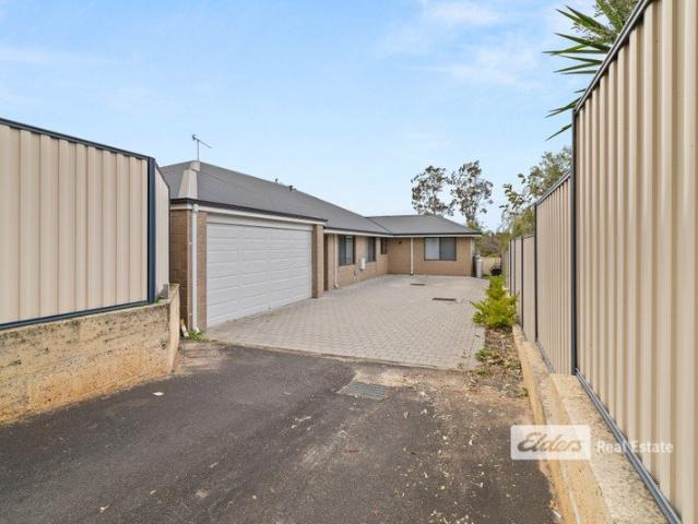 SPACIOUS FAMILY HOME IN CAREY PARK