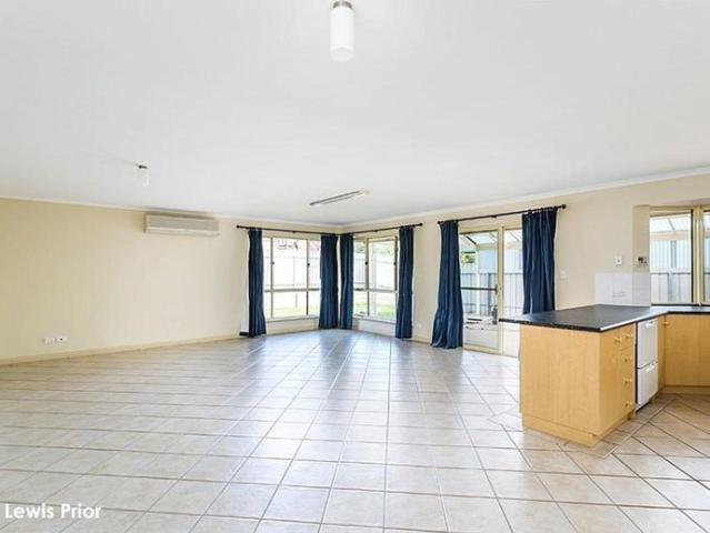 Spacious Family Home in Convenient Mitchell Park Location