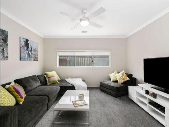 Spacious Family Home in Convenient Coastal Location