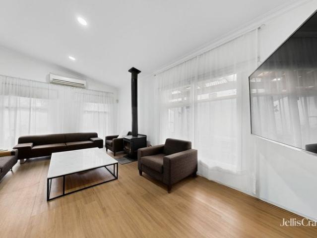 Spacious Family Home in Convenient Essendon Location