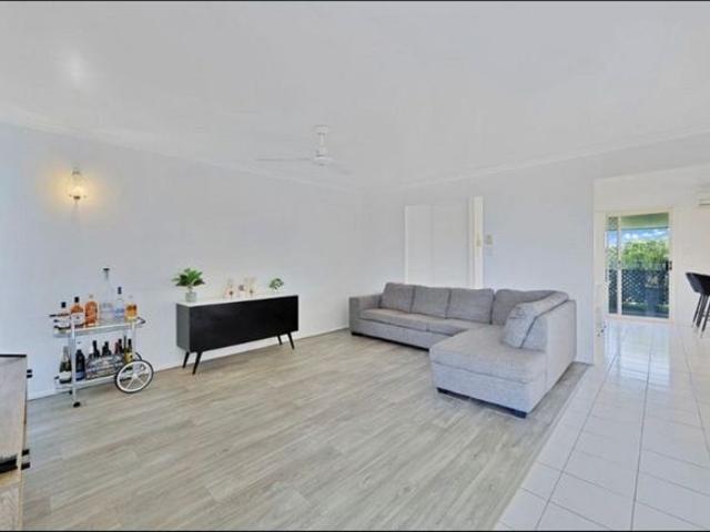 Spacious Family Home in Convenient Kepnock Location