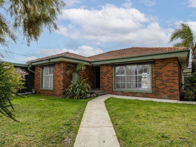 Spacious Family Home in Convenient Location