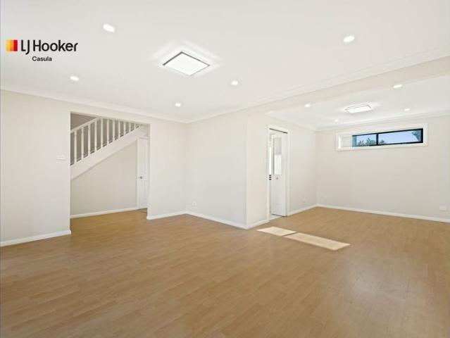 Spacious Family Home in Convenient Location