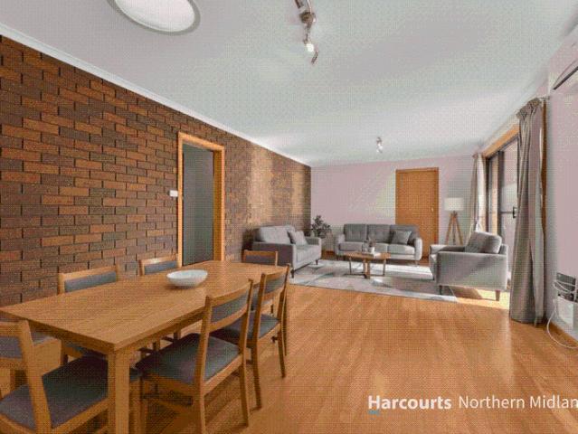 Spacious Family Home in Convenient Youngtown Location