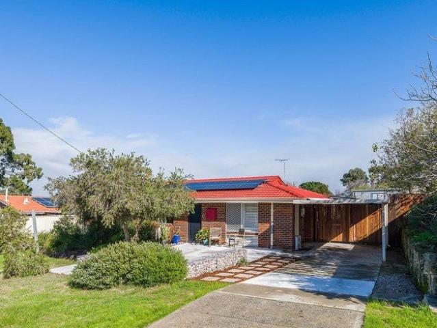 Spacious Family Home in Girrawheen