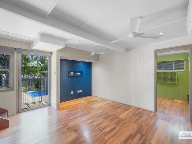 SPACIOUS FAMILY HOME IN GREAT LOCATION WITH SOLAR AND A SHED!