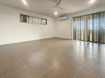 Spacious Family home in Griffin