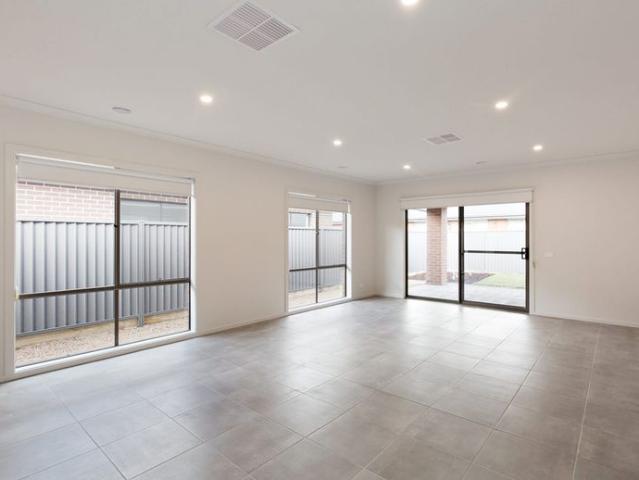 SPACIOUS FAMILY HOME IN HEART OF ALFREDTON