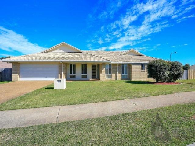 Spacious Family Home in Kalkie