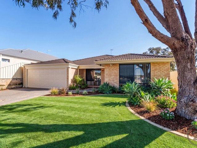 Spacious Family Home in Lakelands