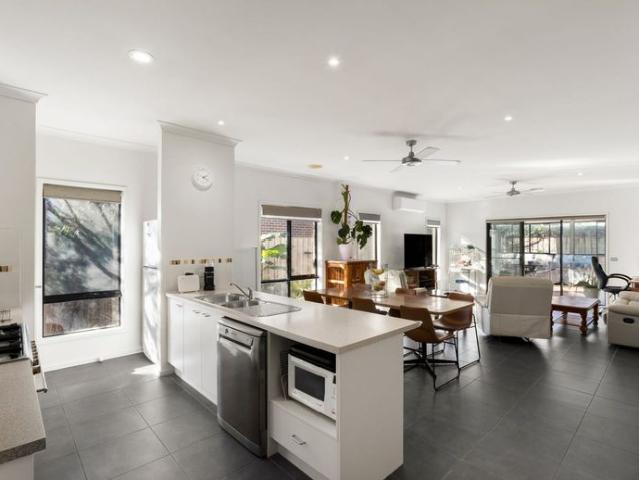 Spacious Family Home in Leopold
