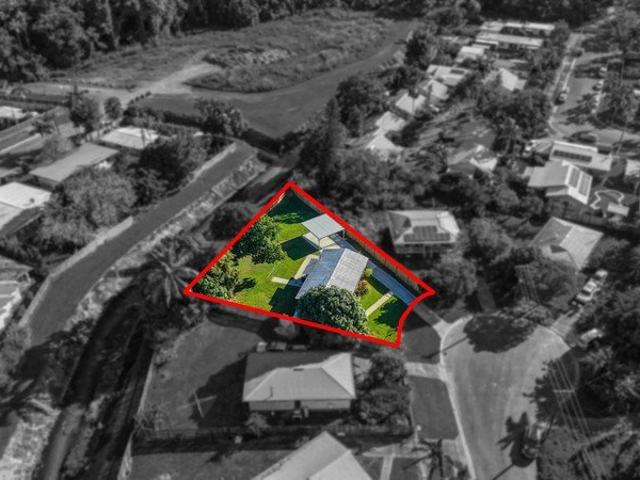 Spacious Family Home in Manoora