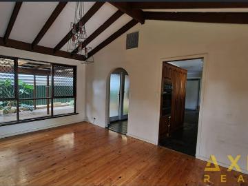 Spacious Family Home in Morphett Vale