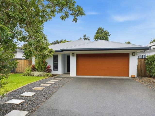 Spacious Family Home in Peaceful Palm Cove