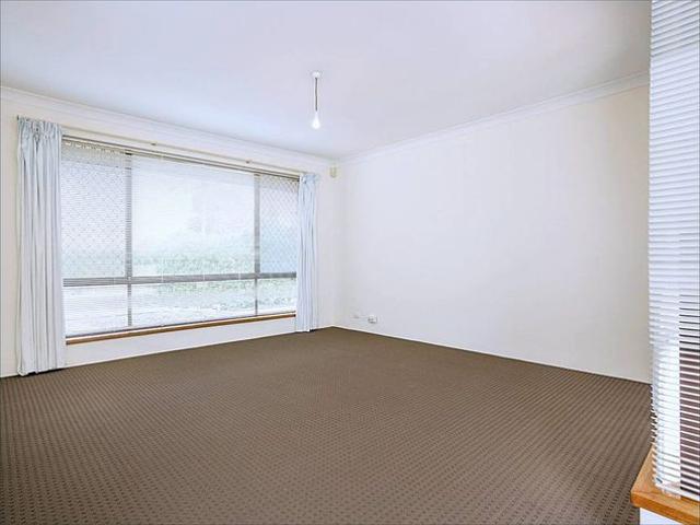 Spacious Family Home in Peaceful Samson Location