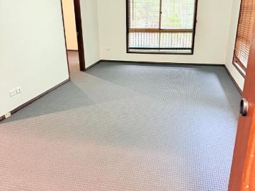 Spacious Family Home in Pitt Town