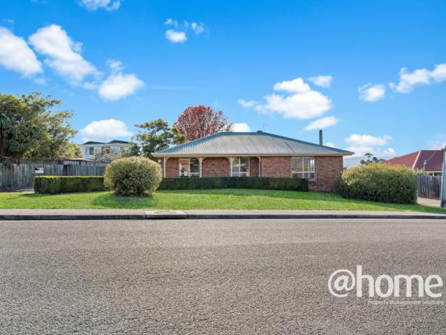 Spacious Family Home in Prospect