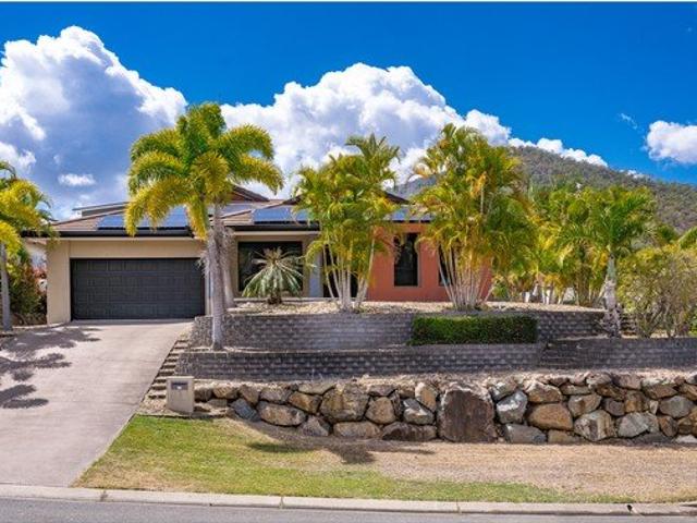 Spacious Family Home in Premium Pocket of Norman Gardens