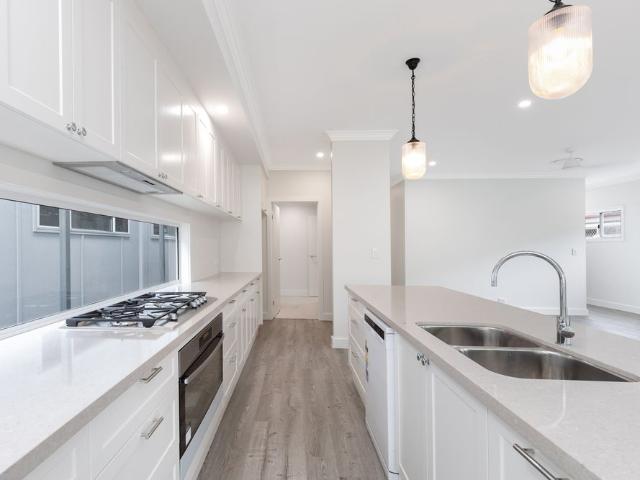 Spacious Family Home in Premium Sherwood Locale