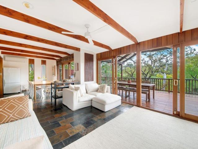 Holding Deposit Taken: Martha Willder 0422 378 865