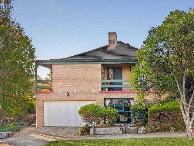 Spacious Family Home in Prime Templestowe Location