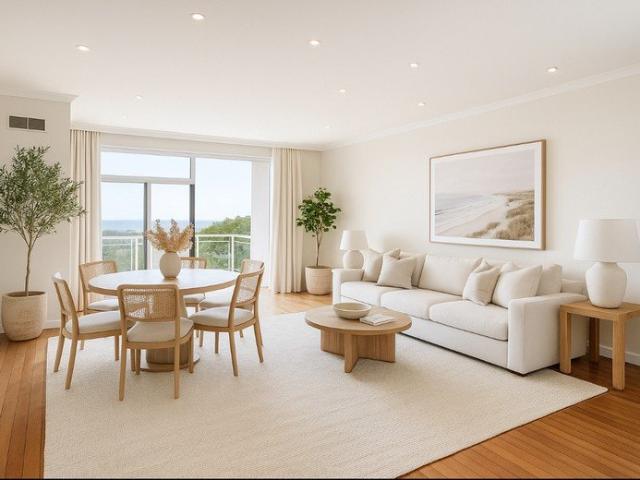 Spacious Family Home in Prime Castlecrag Location