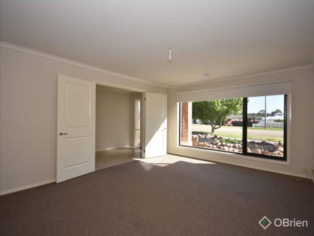 Spacious Family Home in Prime Location