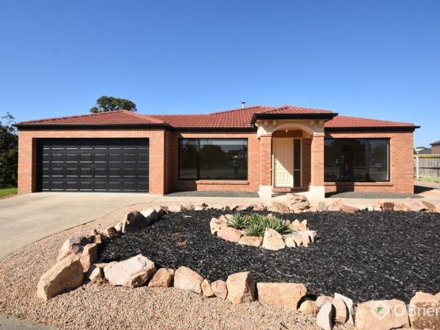 Spacious Family Home in Prime Location