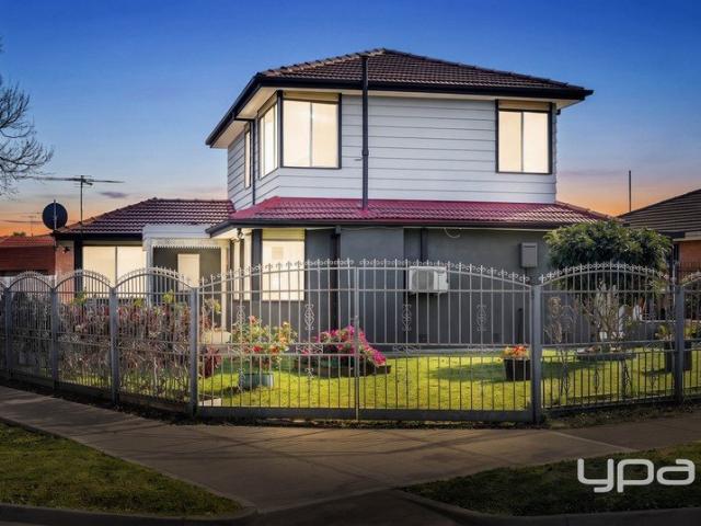 Spacious Family Home in Prime Location