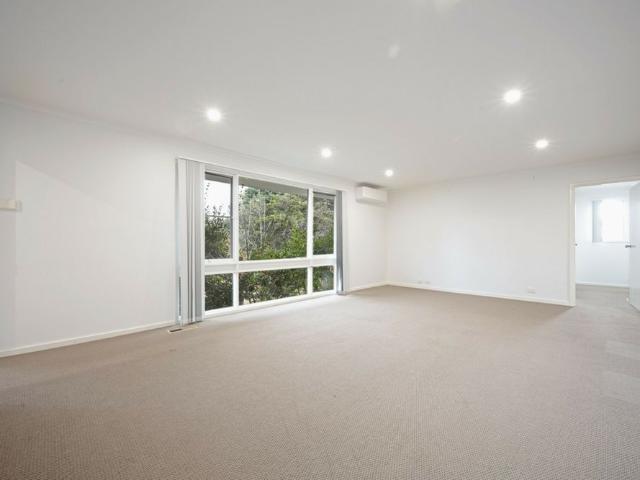 Spacious Family Home In Prime Location
