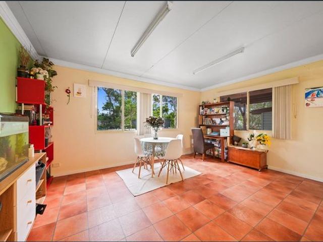 Spacious Family Home in Prime Location | Comfort & Convenience