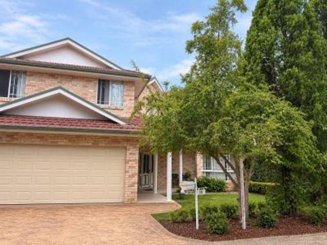 Spacious Family Home in Prime Rankin Park Location