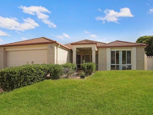 Spacious Family Home in Prime Robina Location