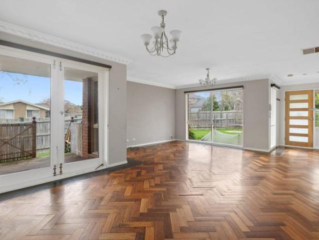Spacious Family Home in Prime Rowville Location
