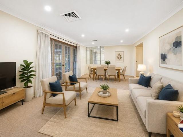Spacious Family Home in Prime South Penrith Location