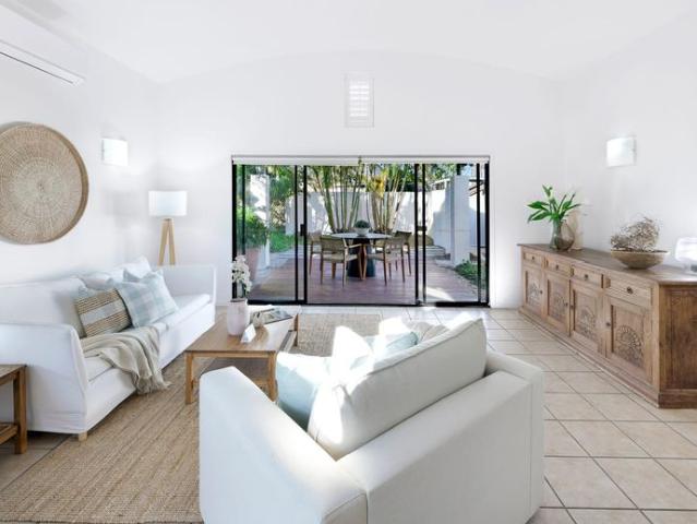 Spacious Family Home in Prime Surfers Paradise Location
