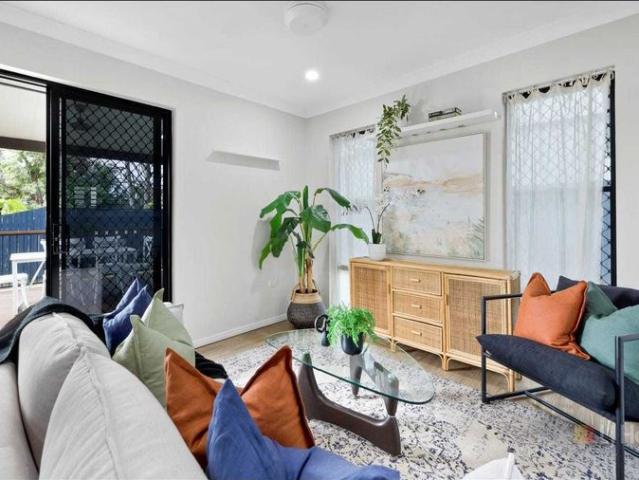 Spacious Family Home in Quiet Bucasia Cul de sac