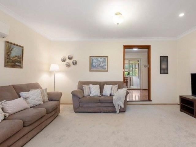 Peaceful Family Living in the Heart of Carlingford Carlingford West Public School Catchment