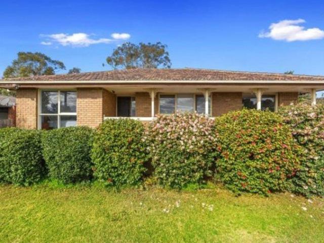 Spacious Family Home in Quiet Coldstream Location
