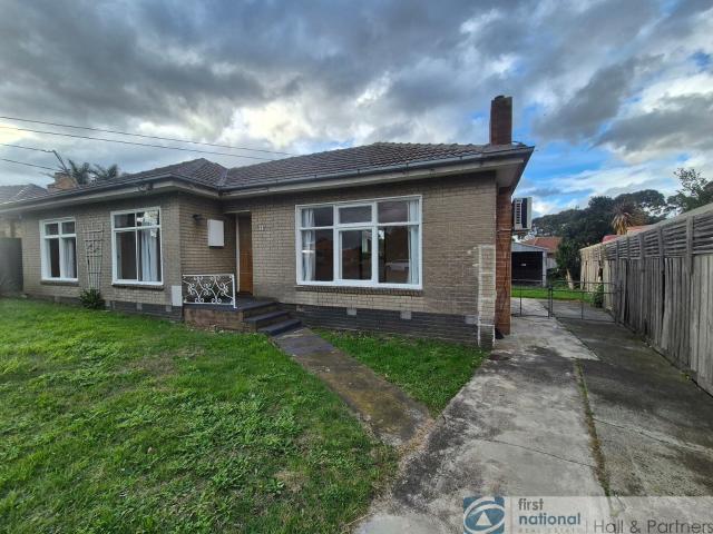 Spacious Family Home in Quiet Court Location
