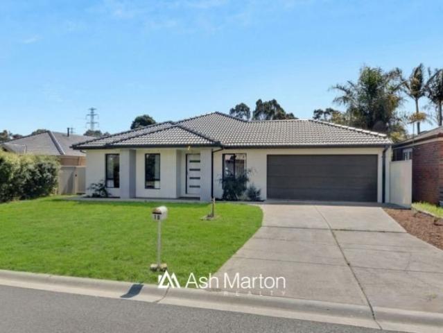 Spacious Family Home in Quiet Court Location