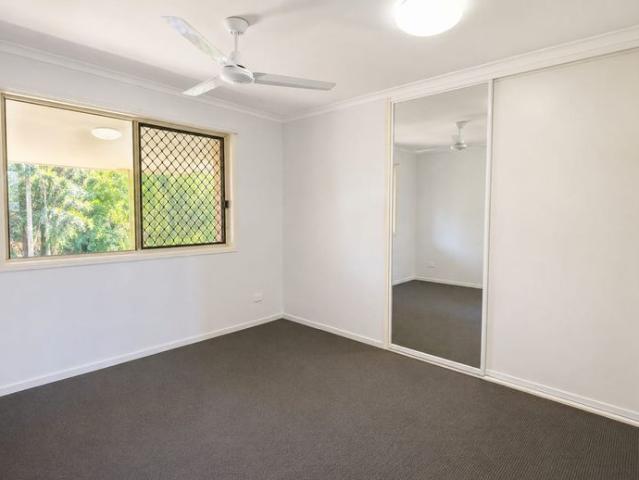 Spacious Family Home in Quiet Cul De Sac Location