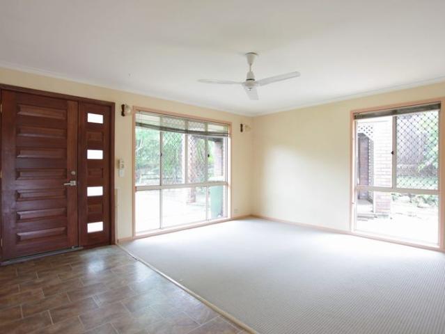 Spacious Family Home In Quiet Cul De Sac