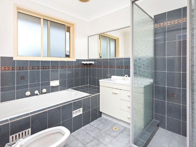Spacious Family Home in Quiet Cul de Sac